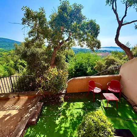 Les Restanques Vue Freesia Grimaud