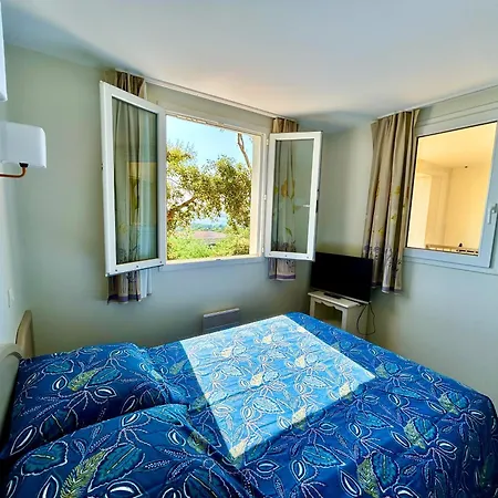 Apartament Les Restanques Vue Freesia Grimaud